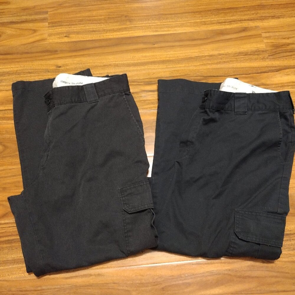 Pair of Dickies Cargo Regular Straight 38X30 Black Skater Streetwear Work Wear